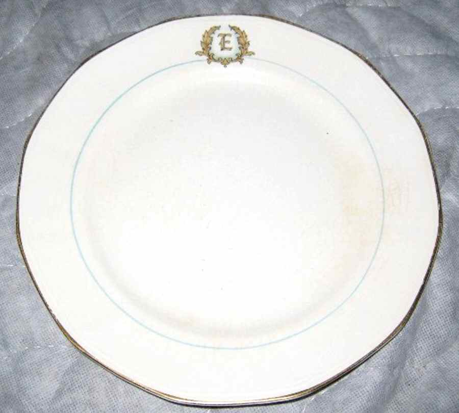 LIA123 Dinner Plate by Limoges-American-1