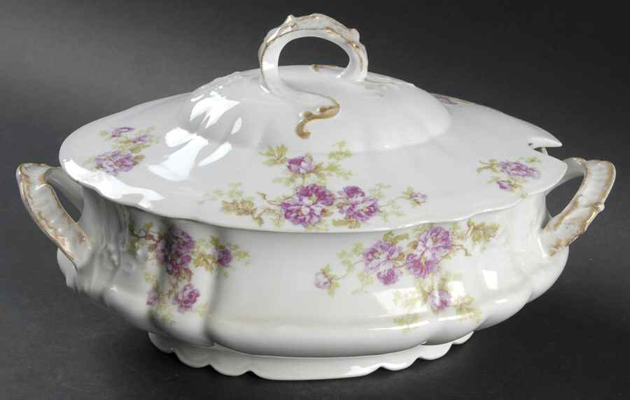 LNT303 Oval Tureen & Lid by Lanternier-1