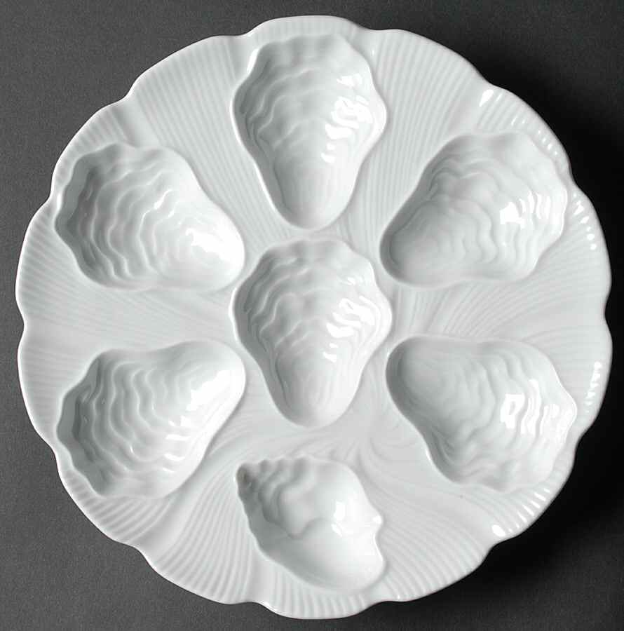 PL101 Oyster Plate by Porcelaine Limousine-1
