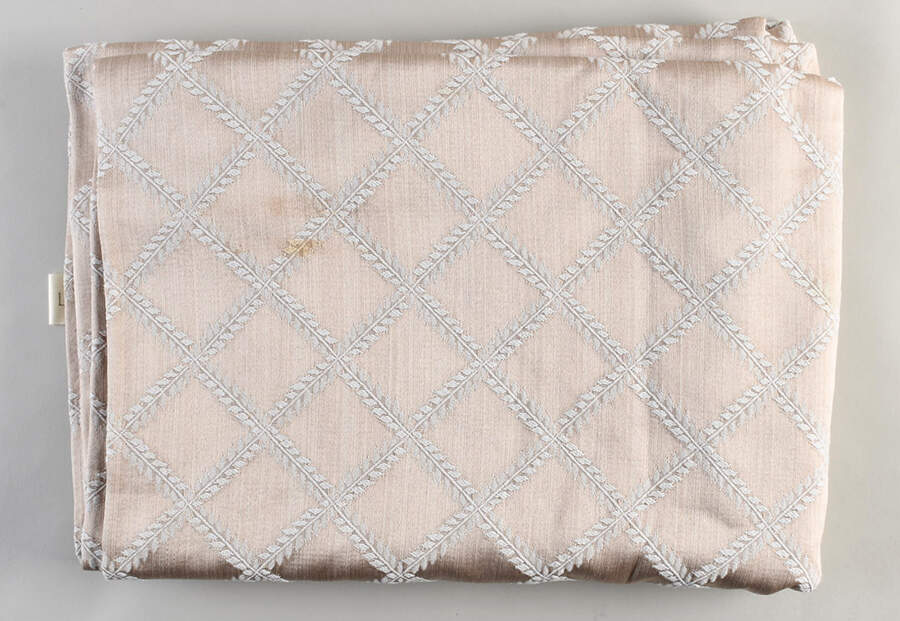 Laurel Leaf 70" x 122" Oblong Tablecloth by Lenox-1
