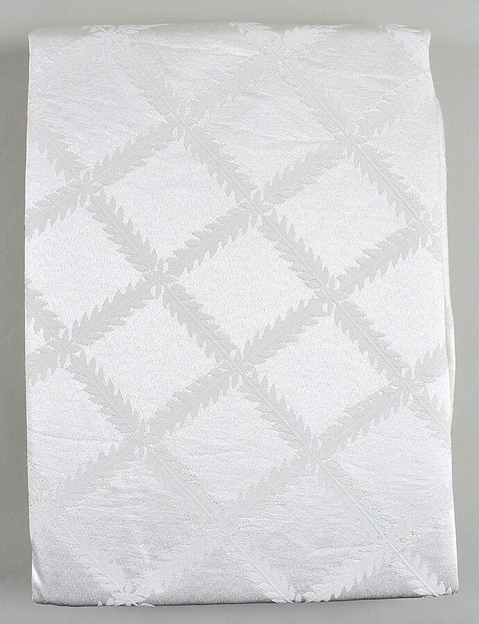 Laurel Leaf 70" X 104" Oval Tablecloth by Lenox-1