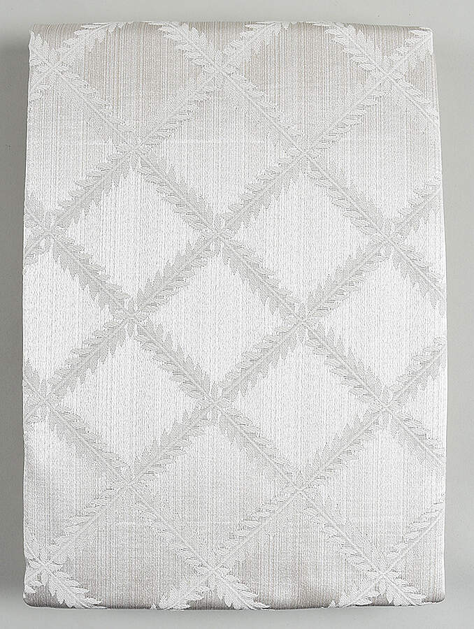 Laurel Leaf 70" X 104" Oval Tablecloth by Lenox-1