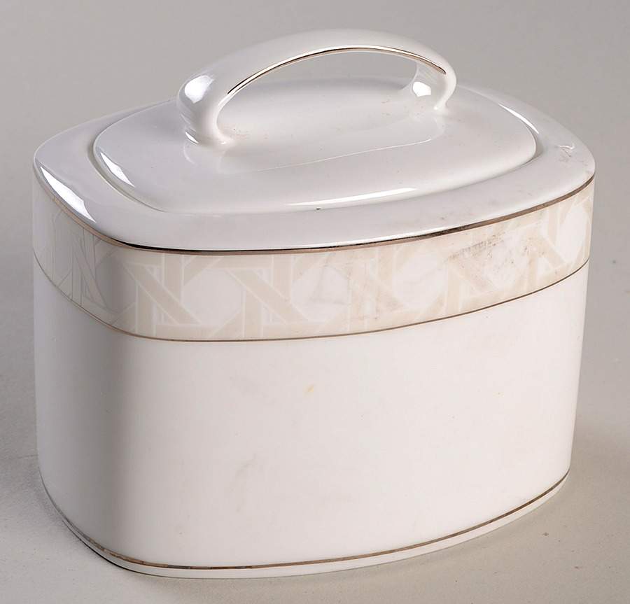 Carling Way Sugar Bowl & Lid by Lenox-1