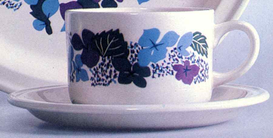 Hydrangea Flat Cup & Saucer Set by Lauffer-1