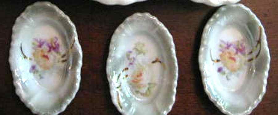 LHM17 Salt Dip by C a Lehmann & Son-1