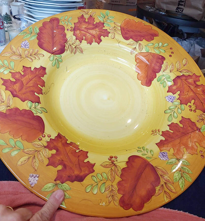 Fall Leaves Centerpiece by Laurie Gates-1