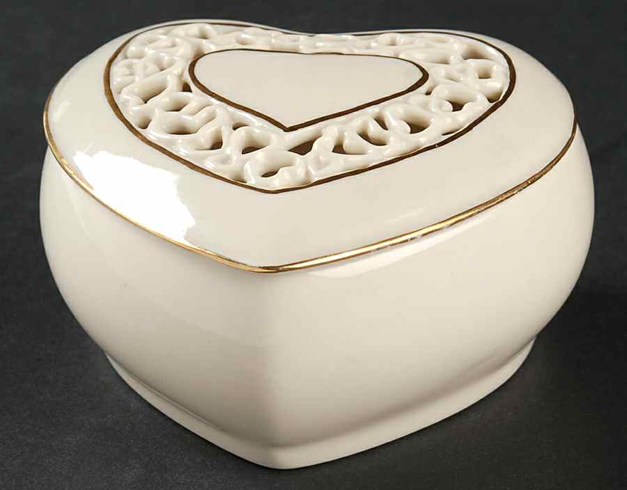 Heart Heart Shape Box & Lid by Lenox-1
