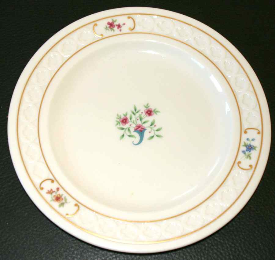 T332 Luncheon Plate by Lenox-1