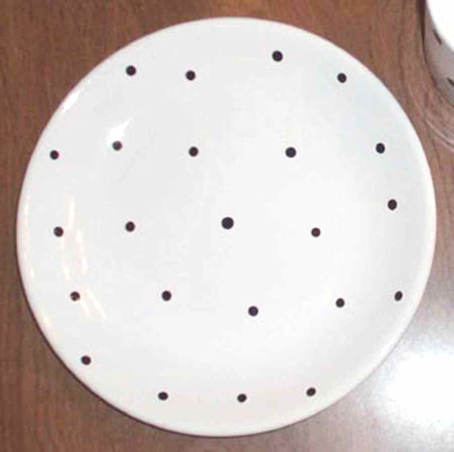 LUO13 Dinner Plate by Loucarte (Portugal)-1