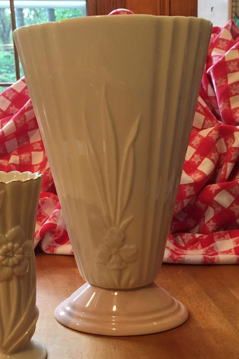 Giftware 9" Ribbed Vase by Lenox-1