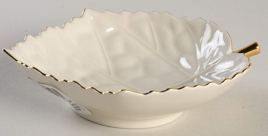 Aspen Leaf Colection 5" Leaf Dish by Lenox-1