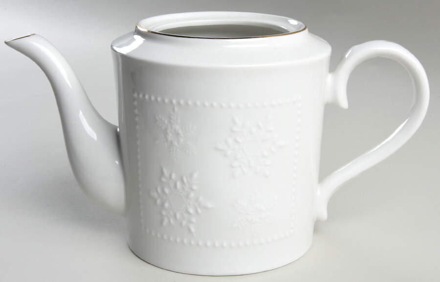 Crystal Snowflake Teapot No Lid by Libbey-1