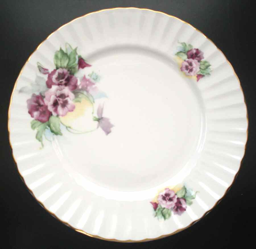 LEF94 Dinner Plate by Lefton-1