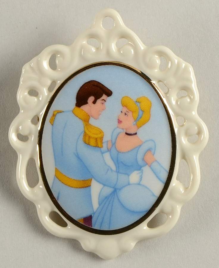 Princess (Disney) Lapel Pin by Lenox-1