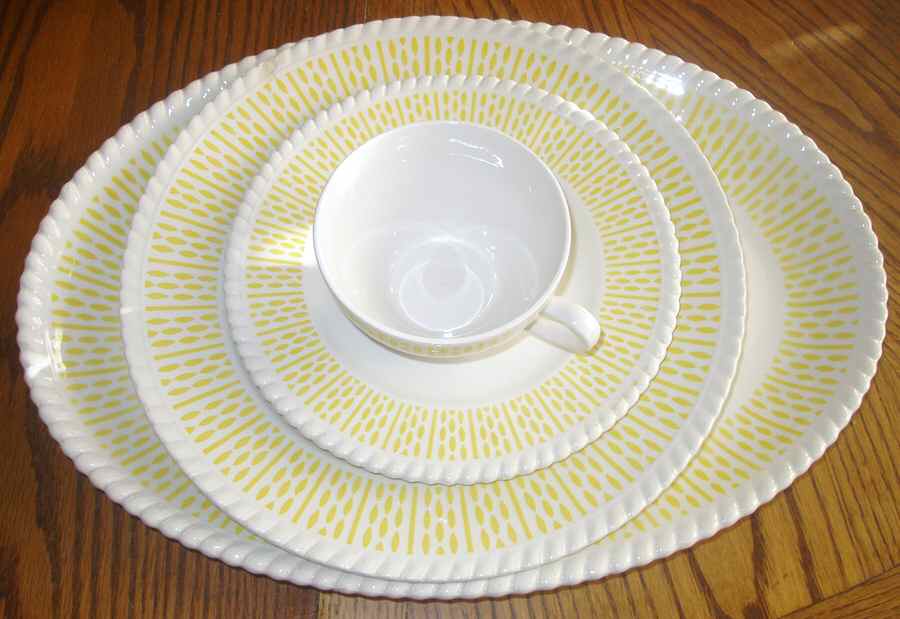 LUN34 Dinner Plate by Luneville-1