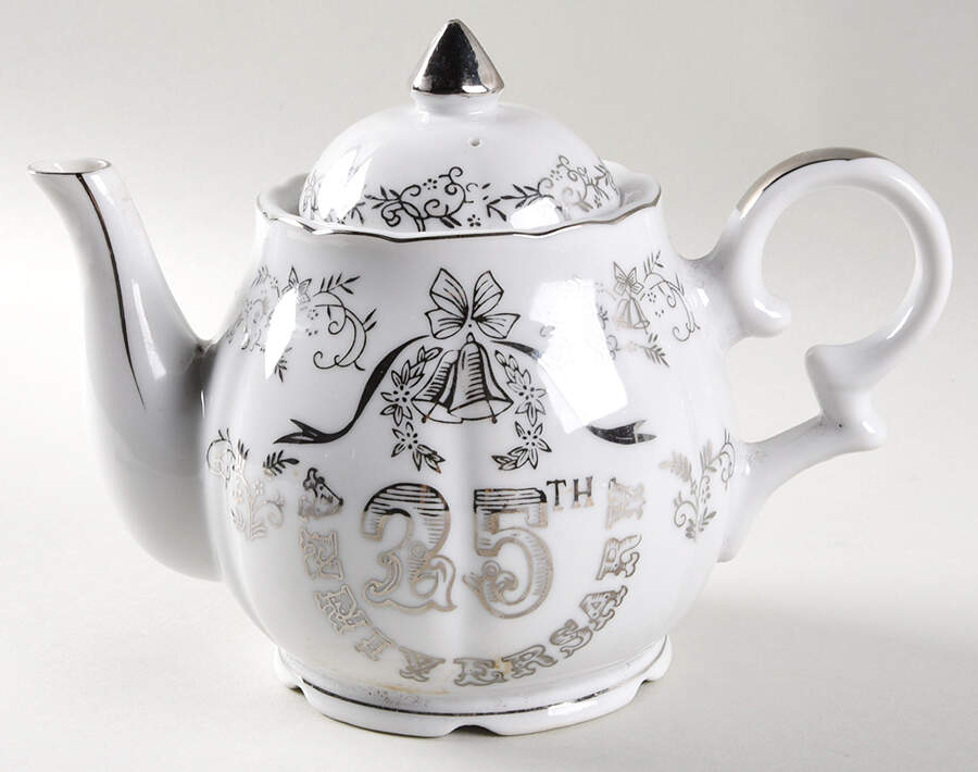 Anniversary Musical Teapot & Lid by Lefton-1
