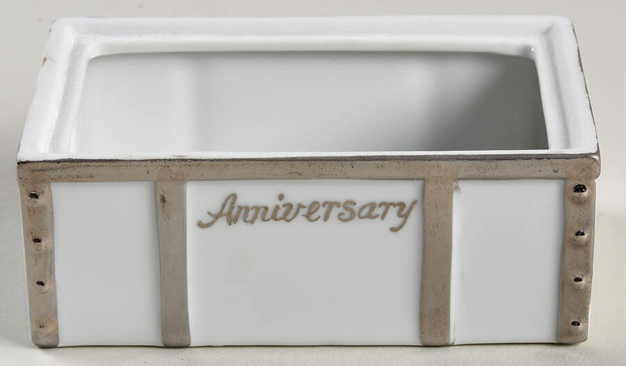 Anniversary 4" Rectangular Box No Lid by Lefton-1