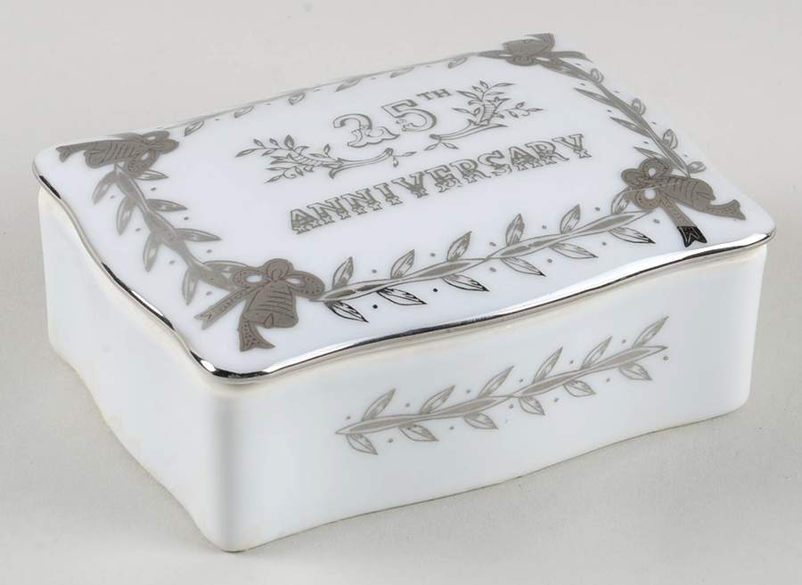 Anniversary Cigarette Box & Lid by Lefton-1