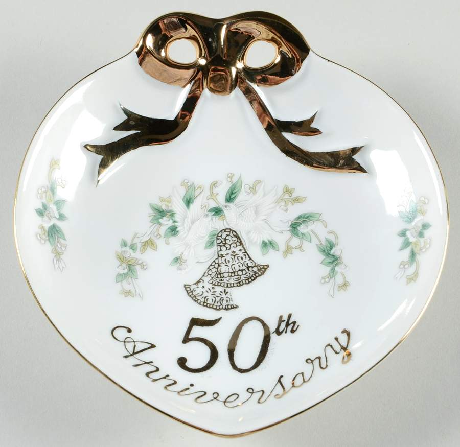 Anniversary 6" Bon Bon by Lefton-1