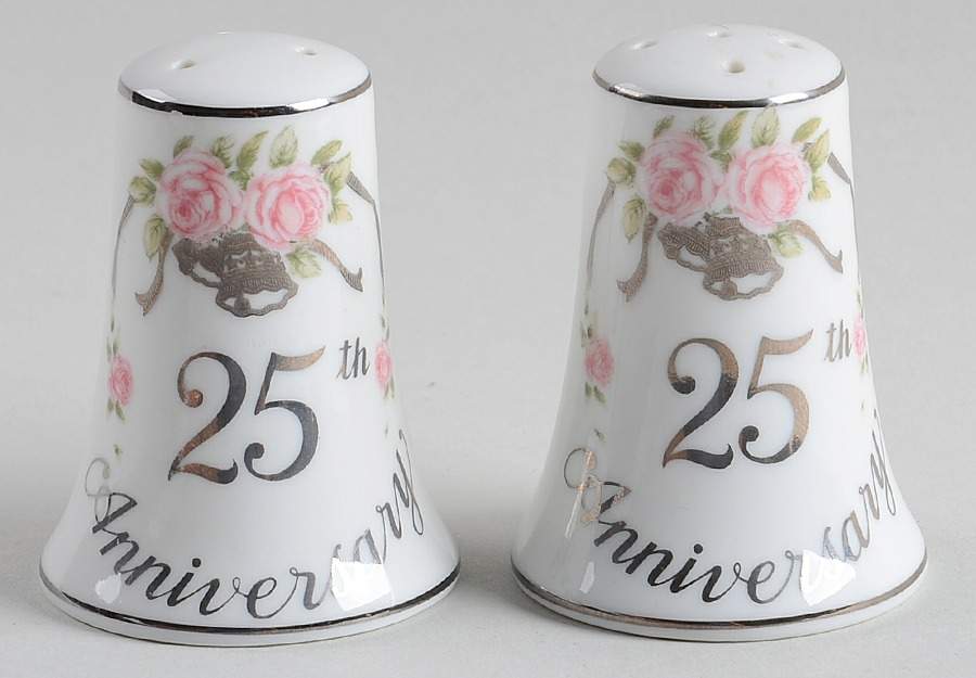 Anniversary Salt & Pepper Set by Lefton-1