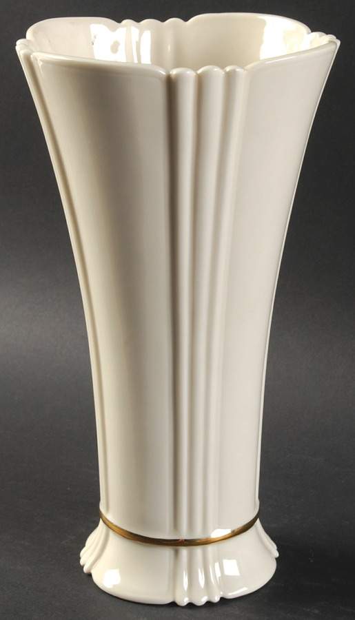 Giftware 9" Vase by Lenox-1