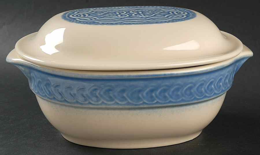 American Craft Cornflower 2 Quart Oval Covered Casserole by Longaberger-1
