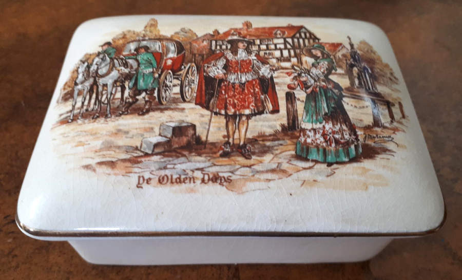 Ye Olden Days 3" Rectangular Box & Lid by Lancaster & Sandland-1