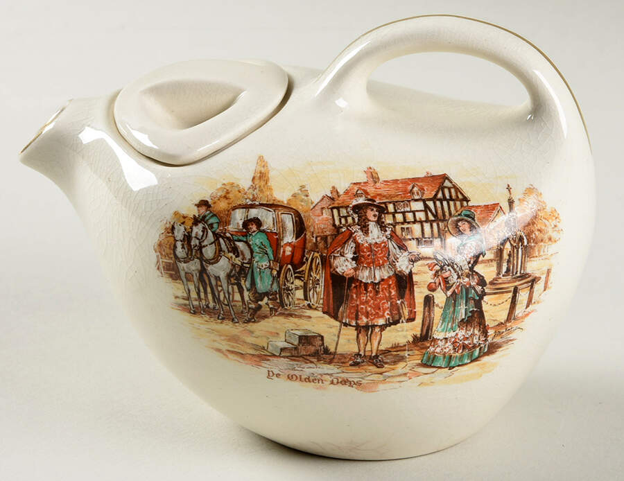 Ye Olden Days Individual Teapot & Lid by Lancaster & Sandland-1