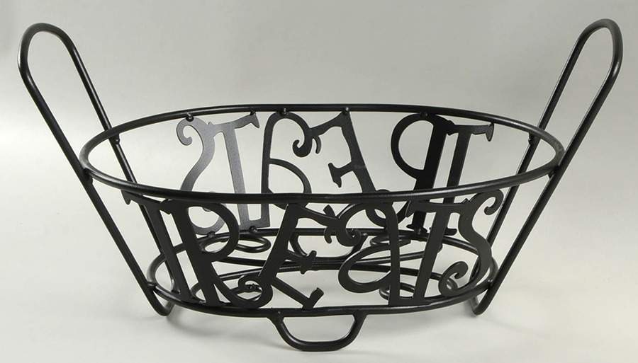 Baskets Metal Stand for Treats Basket (Halloween) by Longaberger-1