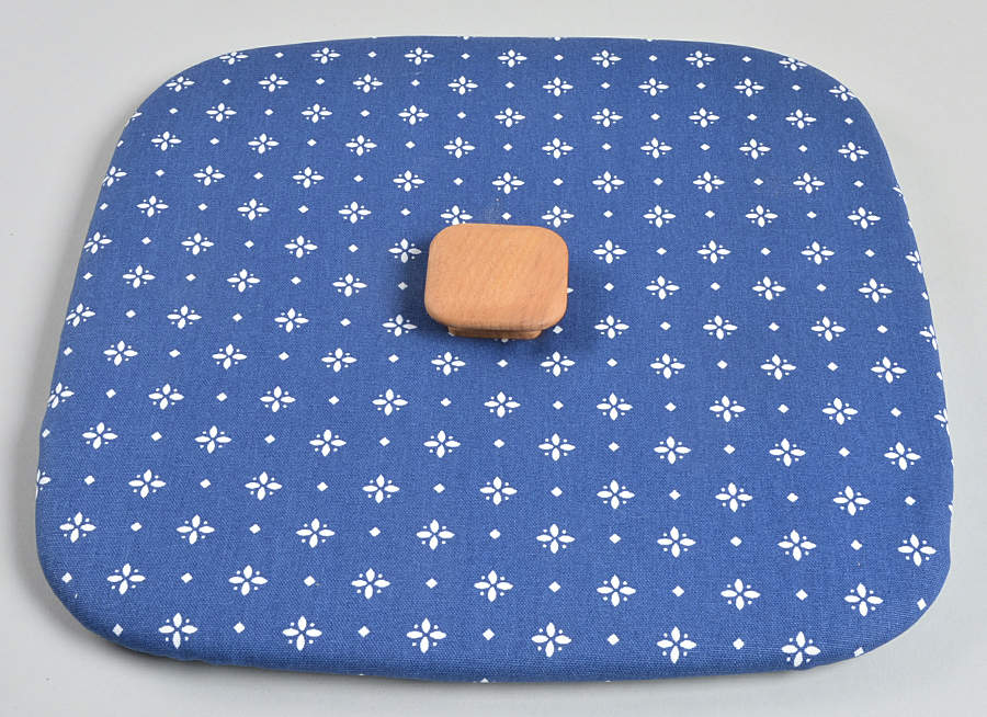 Baskets Fabric Lid for Cake Basket by Longaberger-1