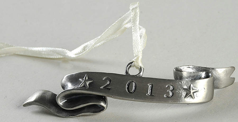 Baskets 2013 Inaugural Basket Charm Tie-On by Longaberger-1