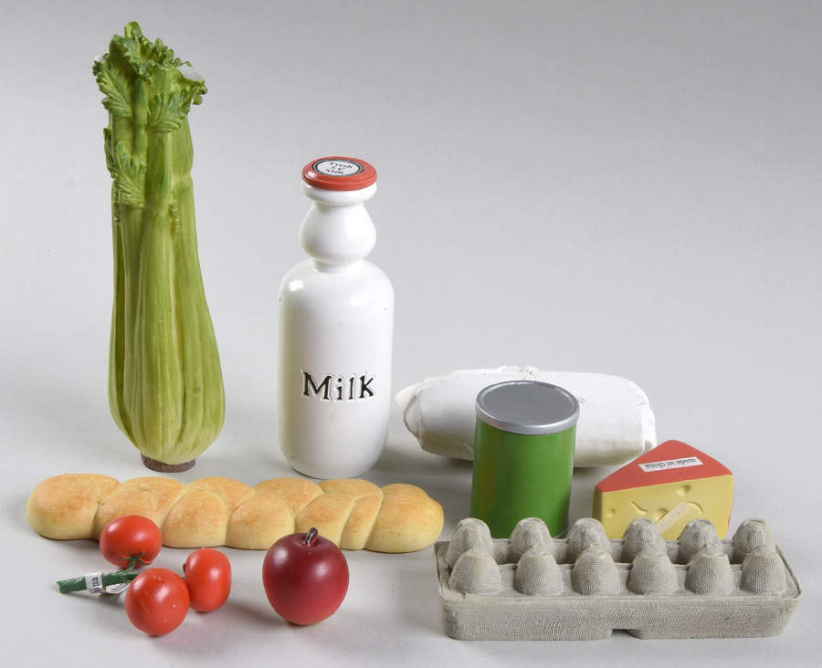 Baskets Resin Grocery Filler for Miniature Market Basket by Longaberger-1