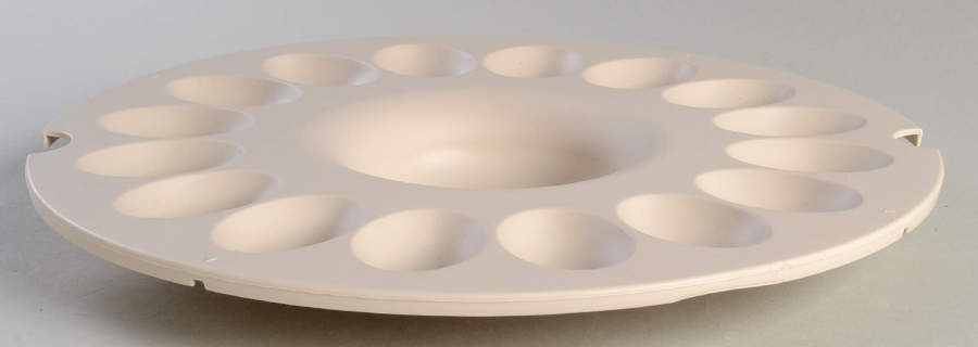 Baskets Protector Egg Tray for Serve Around Basket by Longaberger-1