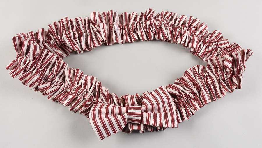 Baskets Large Garter (With Bow) for Basket by Longaberger-1