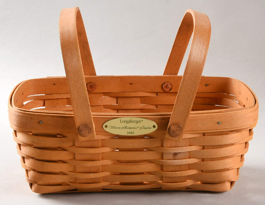 Baskets 2001 Woven Memories Basket by Longaberger-1