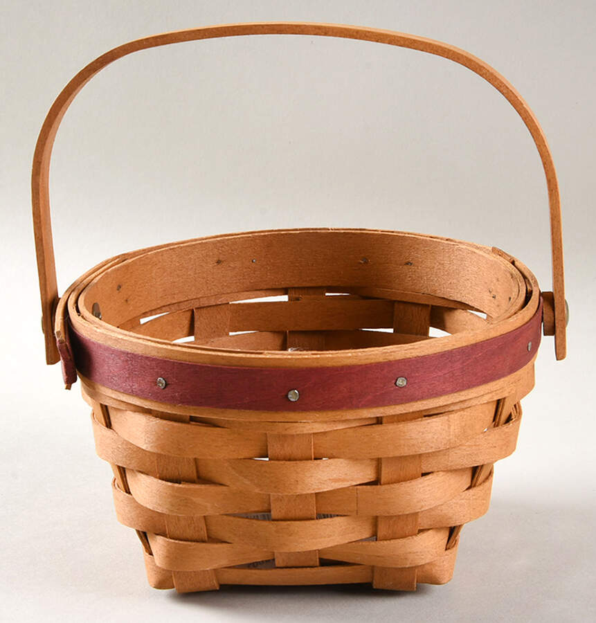 Baskets 2005 Dresden Tour Basket by Longaberger-1