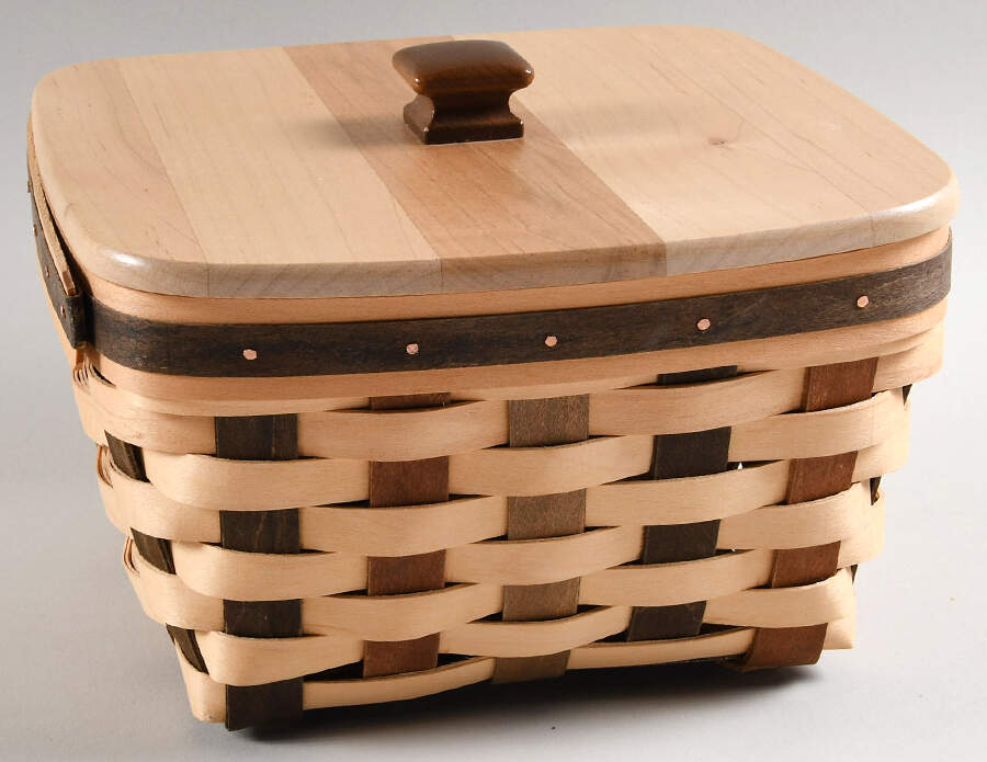 Baskets American Craft Large Berry Basket & Lid by Longaberger-1