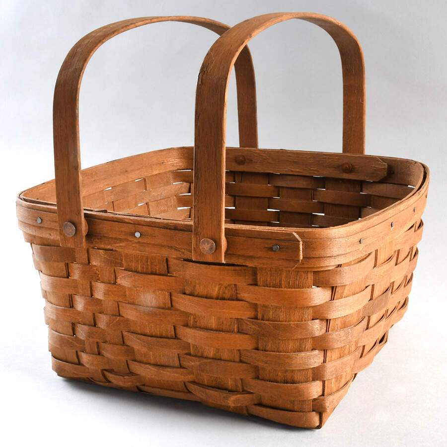 Baskets Cake Basket without Riser by Longaberger-1