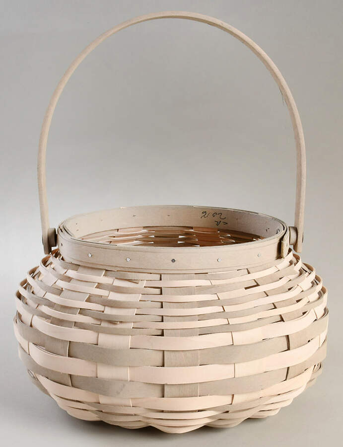 Baskets Halloween Pumpkin Basket by Longaberger-1