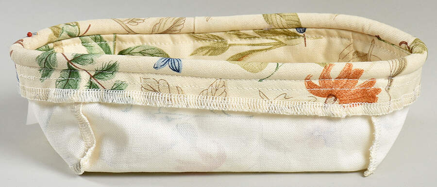 Baskets Liner for Biscuit Basket (2004) by Longaberger-1