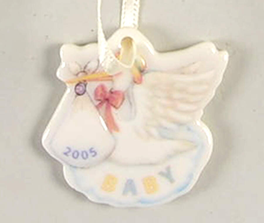 Baskets 2005 New Baby Basket Charm Tie-On by Longaberger-1