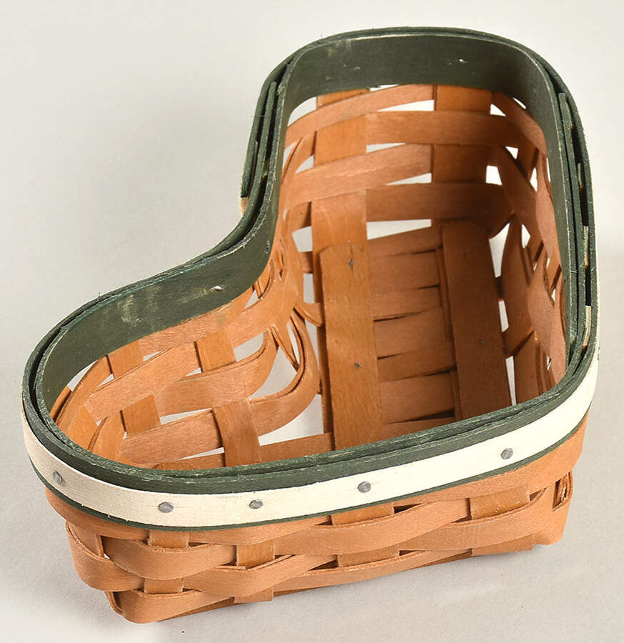 Baskets Warm Brown/Green Little Stocking Basket by Longaberger-1
