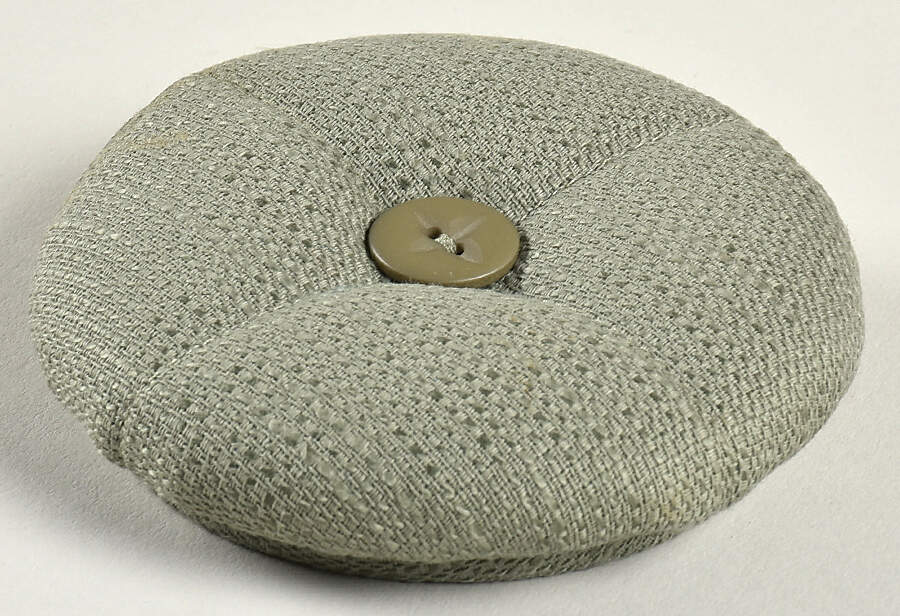 Baskets Pincushion Lid for 2003 Hostess Appreciation by Longaberger-1