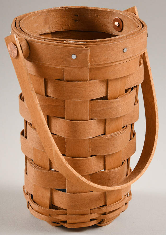 Baskets Santa's Elf Basket by Longaberger-1