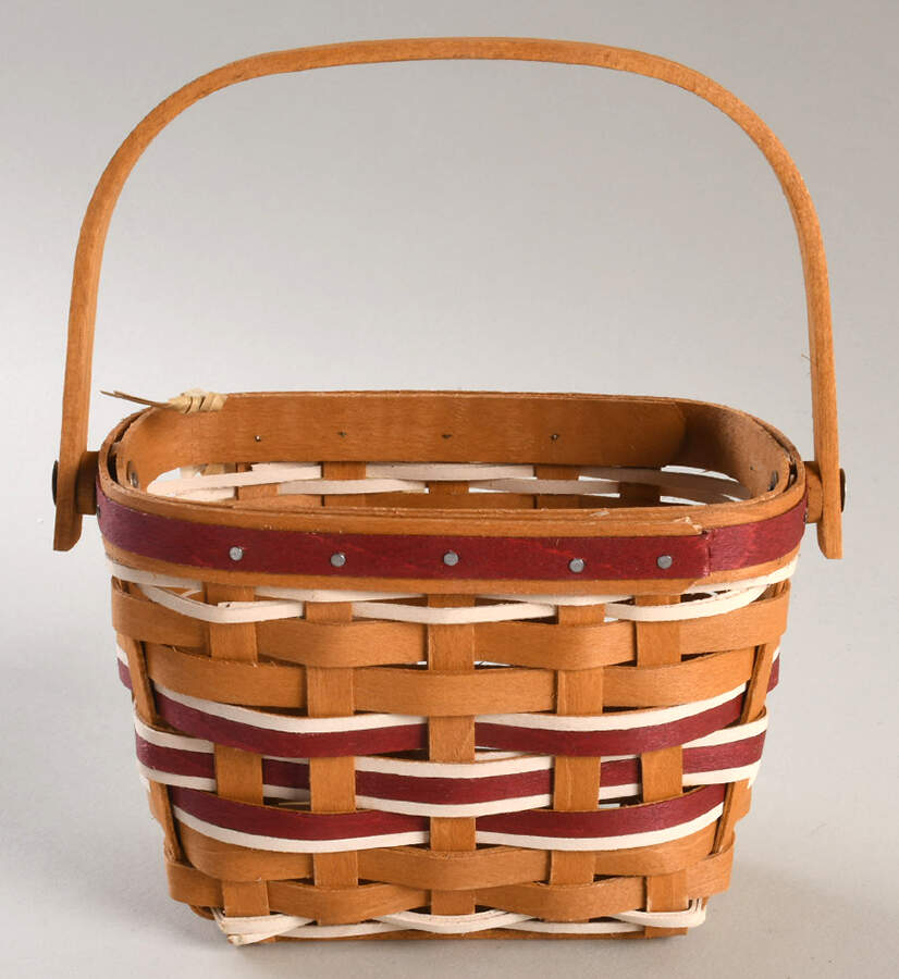 Baskets Warm Brown/Red Yuletide Gift Basket by Longaberger-1