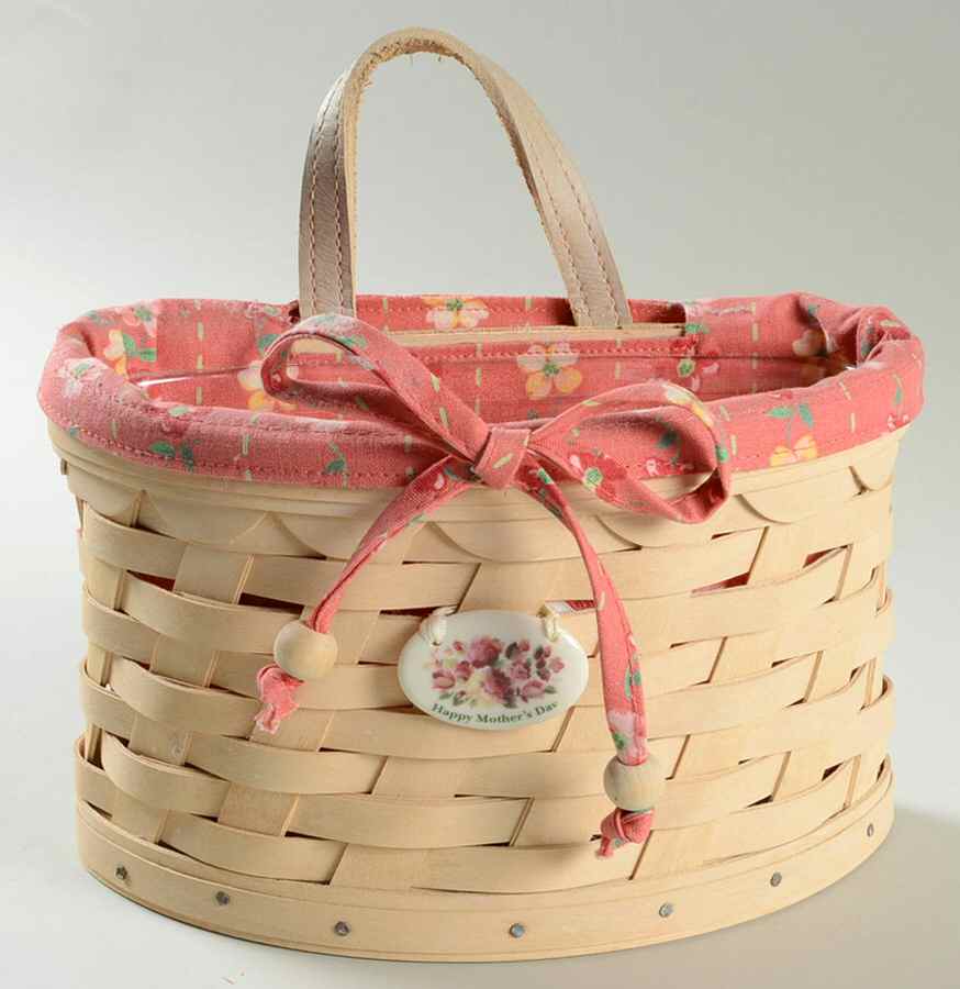 Baskets Small Scalloped Pocket W/Liner,Protector & Charm by Longaberger-1