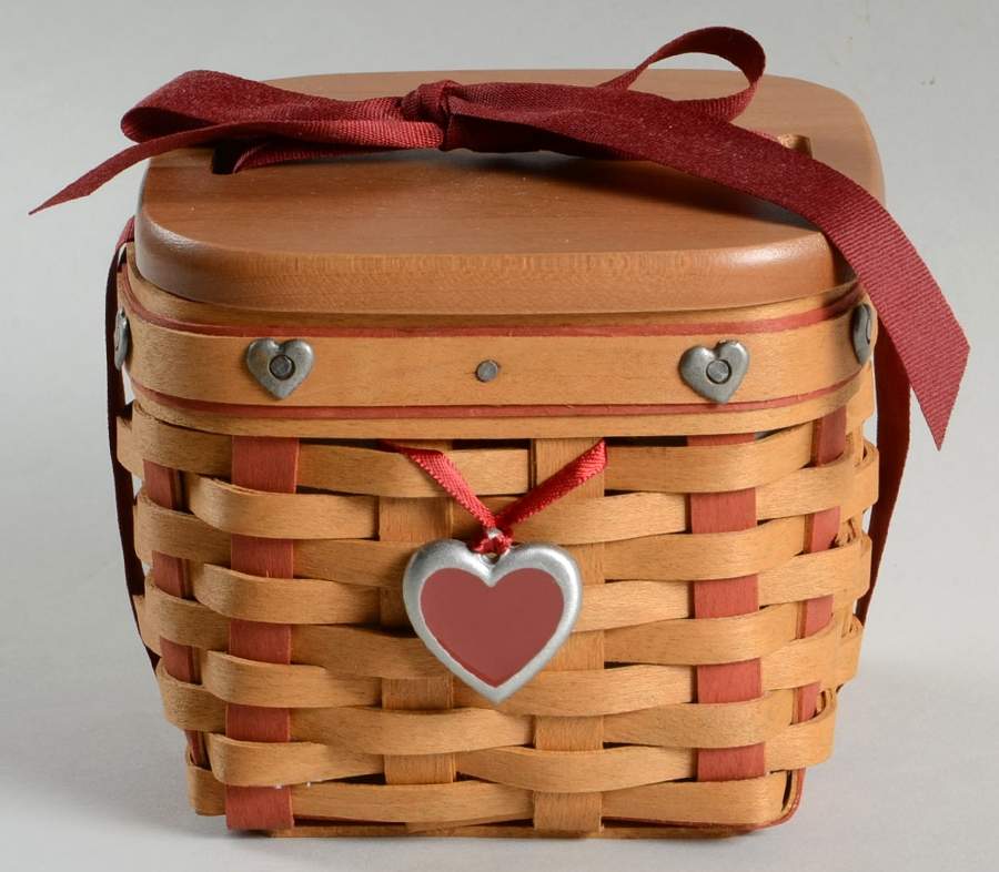 Baskets Small Sweetest Gift Basket&Lid w/Protector & Charm by Longaberger-1