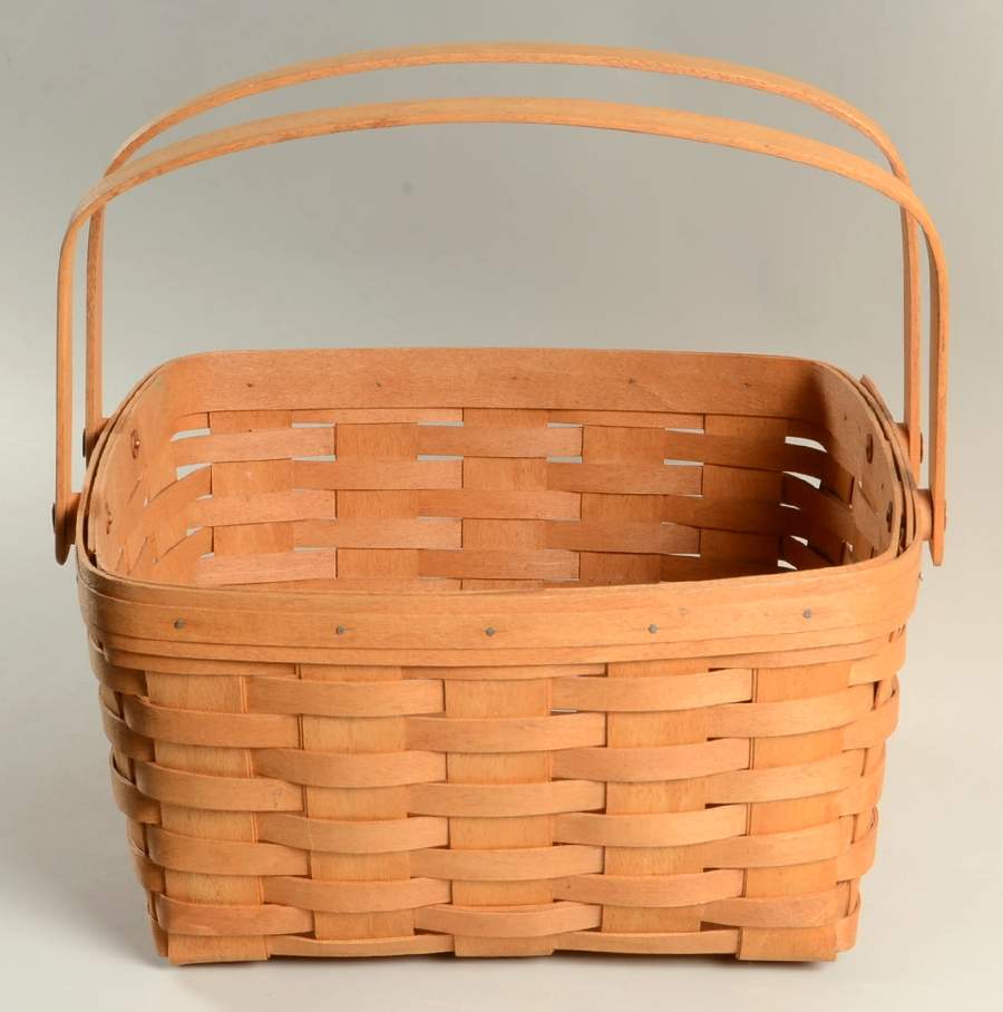 Baskets Cake Basket without Riser by Longaberger-1