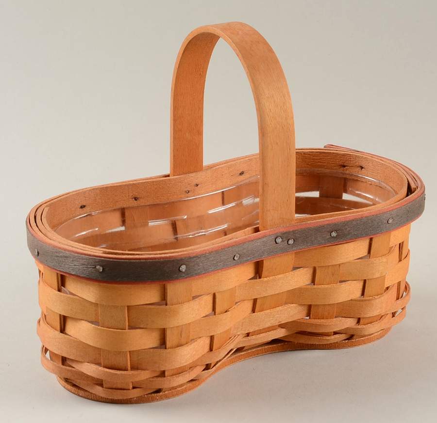 Baskets Shaker Taker Basket & Protector by Longaberger-1
