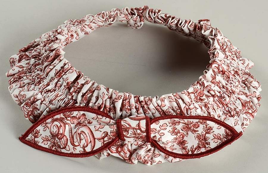 Baskets Medium Garter (With Bow) for Basket by Longaberger-1